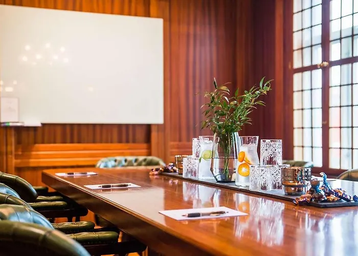 Quality Hotel Carlia