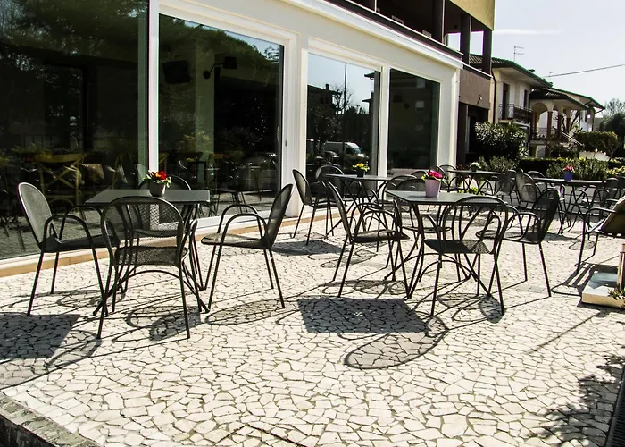 Hotel con tennis: Hotel Ambra