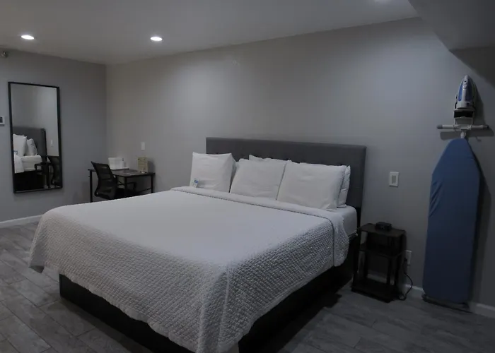 Cheap hotels Capri Suites Anaheim