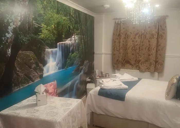 Waterpark hotels Jasmine House