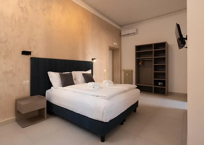Alida Rooms