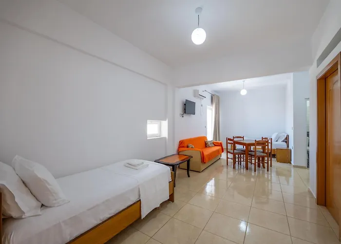 Aleksander Aparthotel