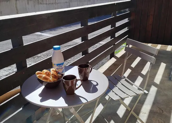 Studio avec grande terrasse 4 personnes centre station la Foux d'Allos