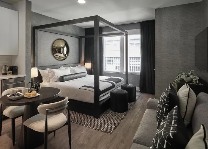 Luxury Apartments By Hyatus Center City