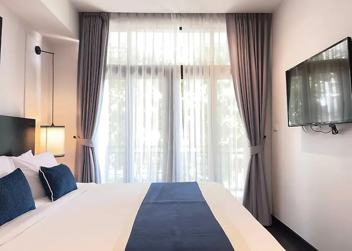 Cheeva Dee