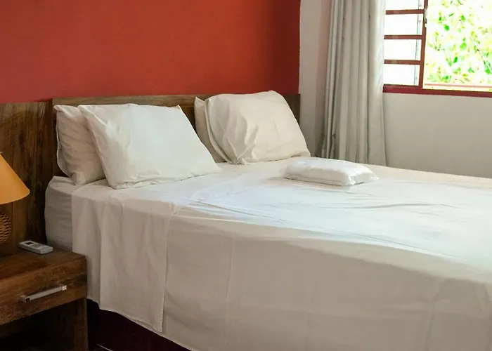 Bed and Breakfast Pousada Pollyana