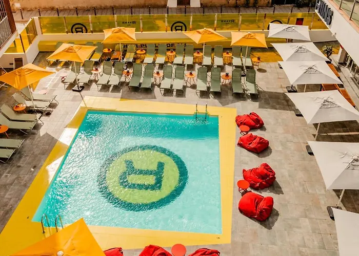 Lodge: Ryans Ibiza Apartments - Only Adults