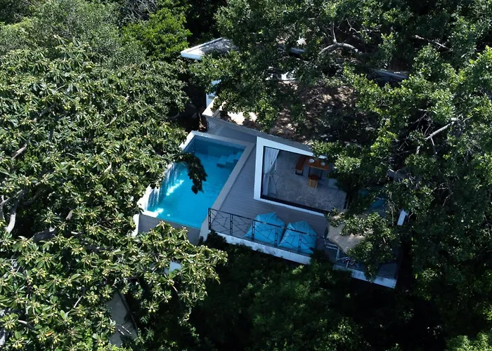 Pahili Pool s - Sha Plus