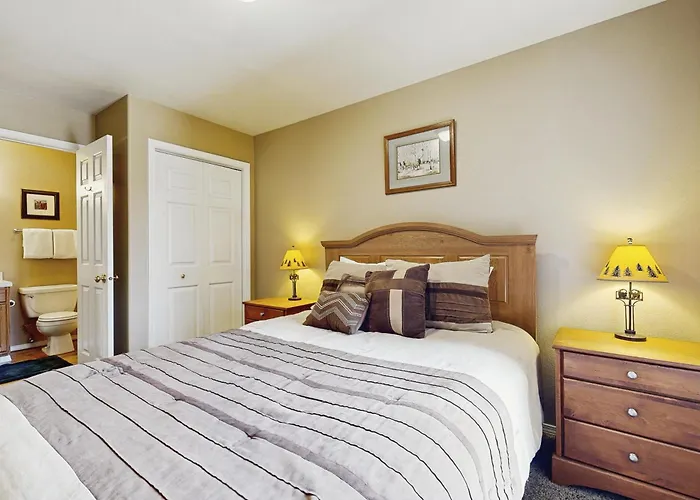 Aspen Village Condo #32