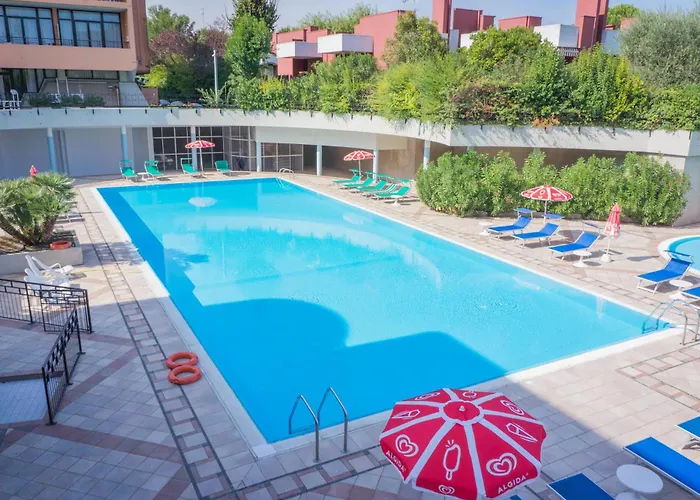 Hôtel accueillant les animaux: Hotel Residence Holiday