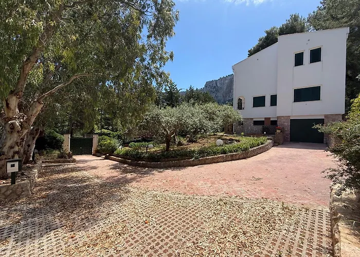  Rubino Mondello Guest House - By Rentalbeb Italy