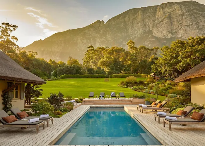 Hotel with Tennis: The Thatch House Boutique Hotel, Hermanus