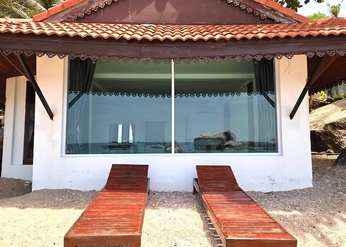  Mountain Reef Beach