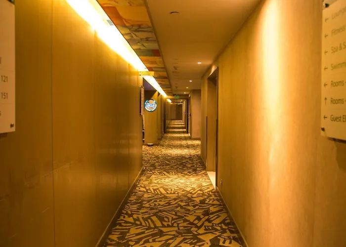 Holiday Inn Aerocity By Ihg