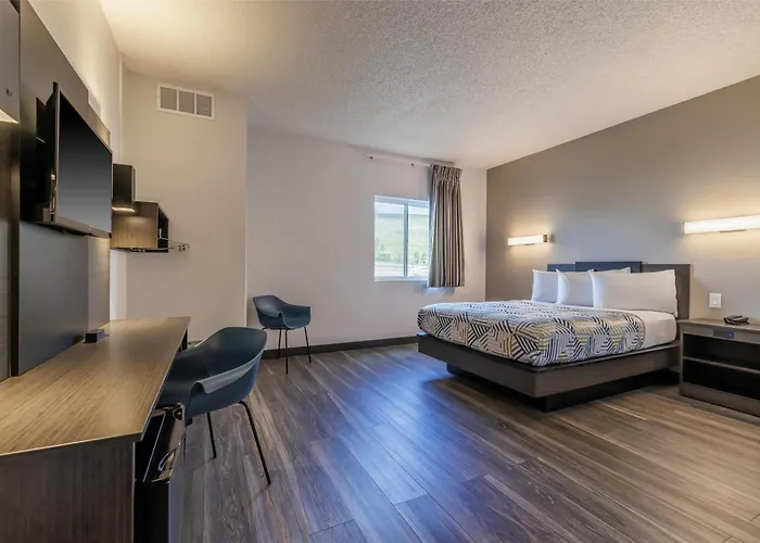 Pet Friendly hotel: Motel 6-Missoula, Mt