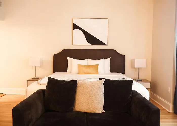 Quality Inn & Suites Downtown