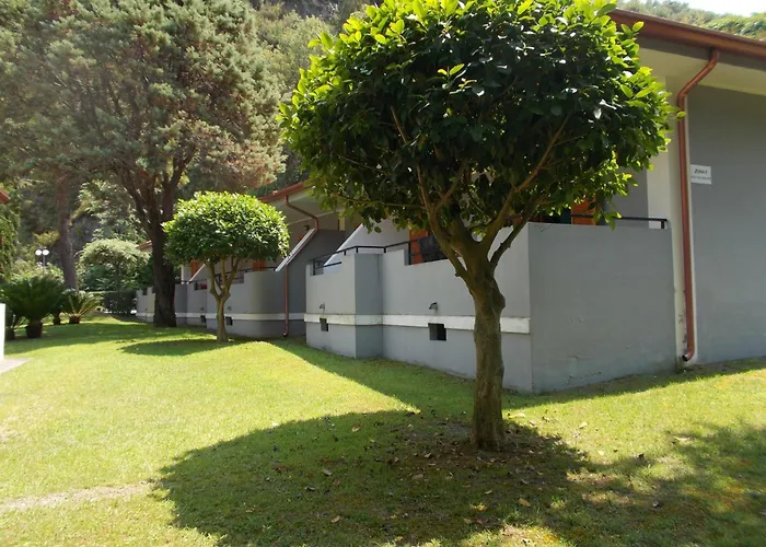 Villaggio Turistico La Mantinera