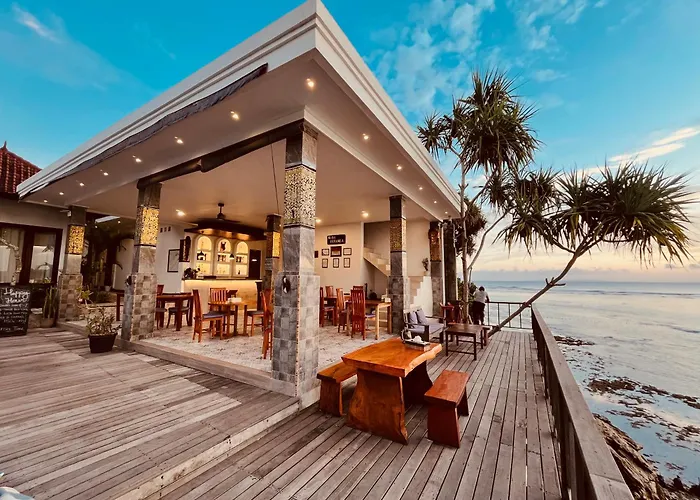 Nusa Veranda Sunset Villas & Restaurant