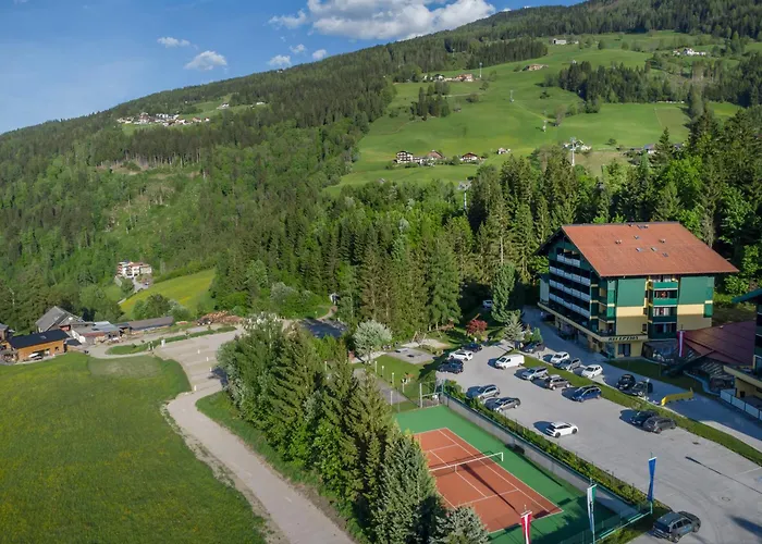 4 star hotel: Alpine Club Resort