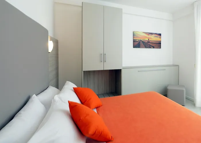 Hotel Simi Lan
