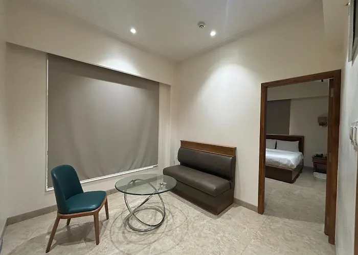 Hotel: The Hub Link