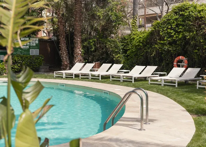 Ping Pong hotel: Monica Hotel