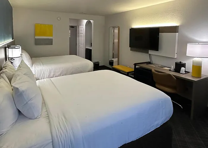 Comfort Inn Dallas Park Central