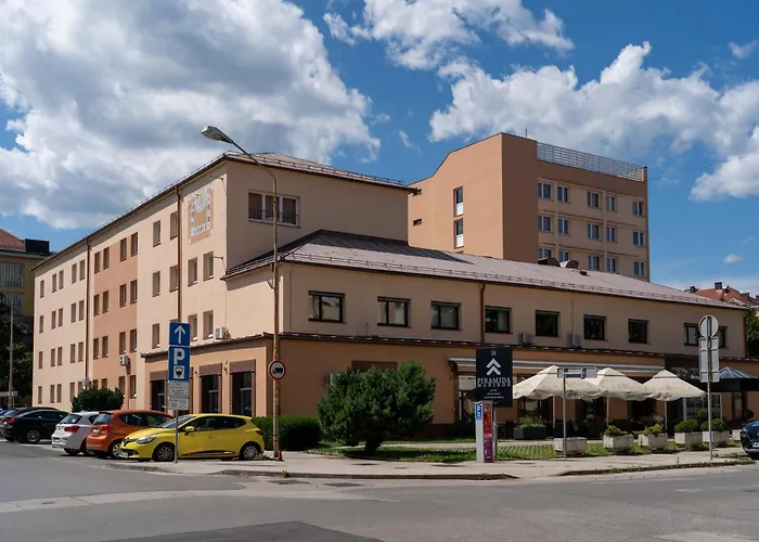 Hotel Piramida