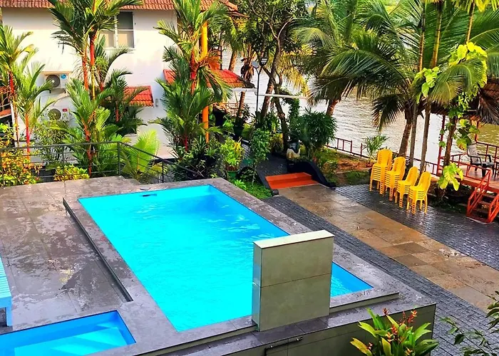 Lake Paradise Boutique Resort