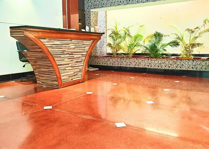 Pet Friendly hotel: Hotel Pulikeshi