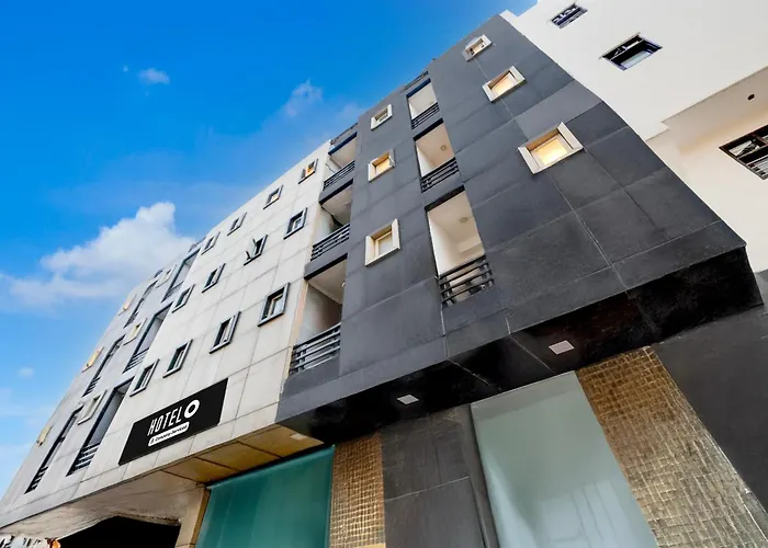Cheap hotel: Hotel O Rangpuri Mahipalpur