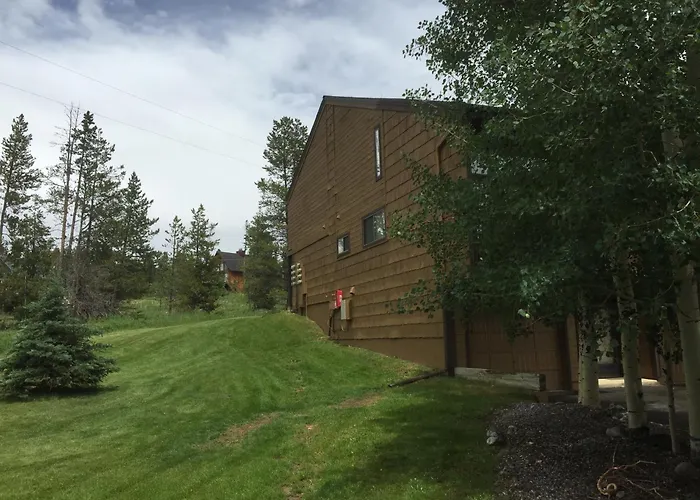 Our Mountain Blessings Condominium Town Home - Peaceful, Cozy, And Family Friendly Mountain Getaway! The Most Ideally Located Unit In Meadow Ridge Resort,