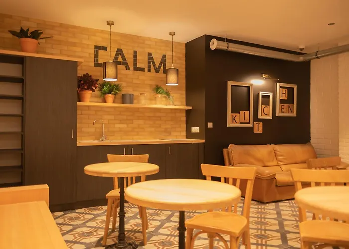 Calm Appart' & Hostel