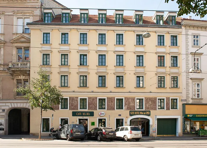 900 M Zur Oper