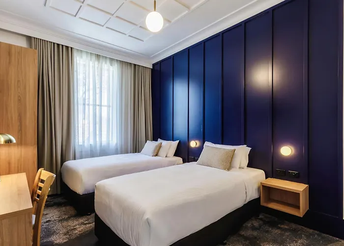 B&B only: Royal Exhibition Hotel