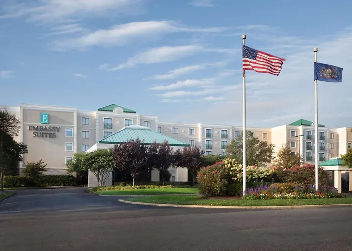 Cheap hotel: Embassy Suites By Hilton Philadelphia Airport