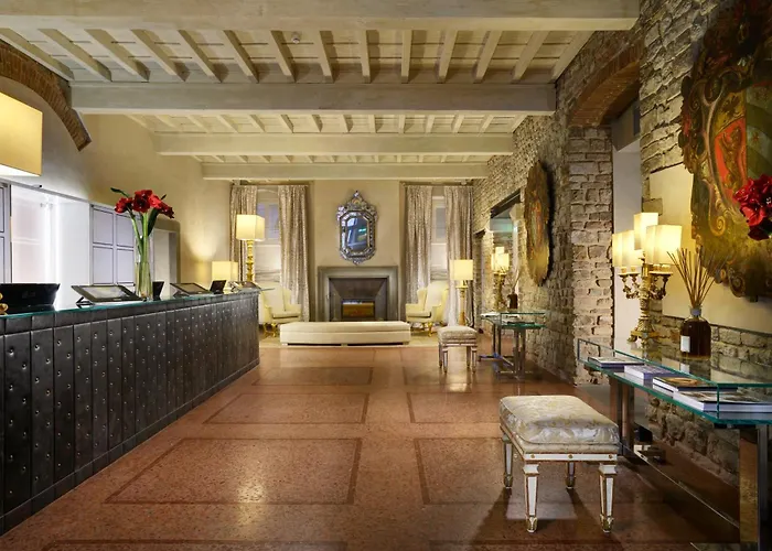 Hotel Jacuzzi: Brunelleschi Hotel