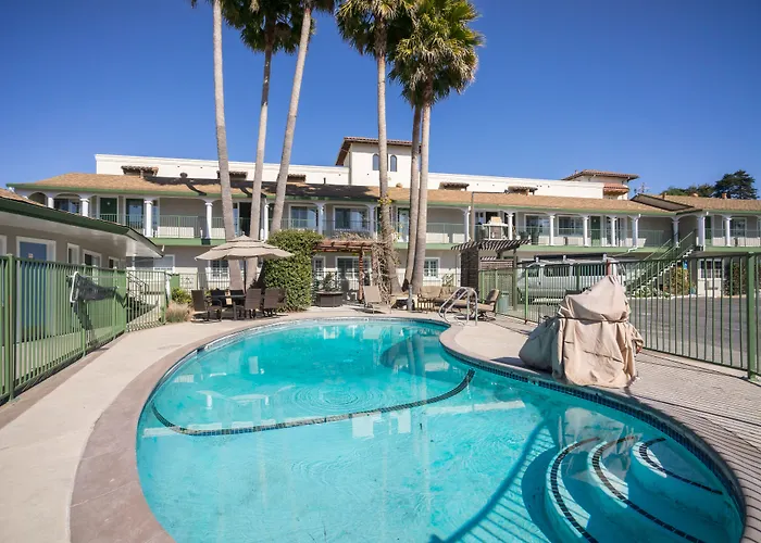 Bay Front Inn