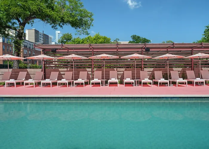Renaissance Austin Downtown Hotel