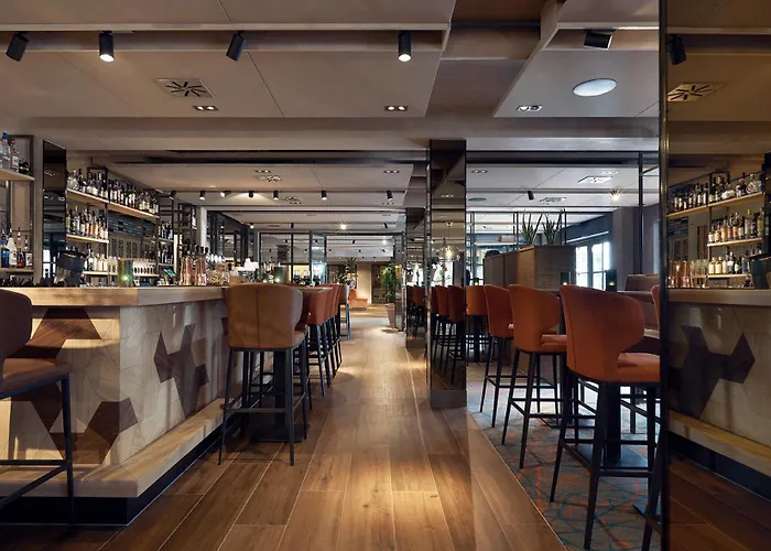 Hotels With Four Stars Carlton President