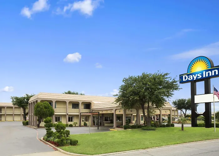 Motel: Days Inn By Wyndham Dallas Irving