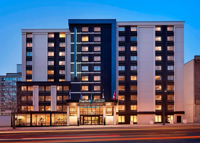 Ski Resorts Fairfield Inn By Marriott Montreal Downtown