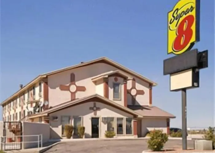 Family Hotel: Super 8 By Wyndham Carlsbad
