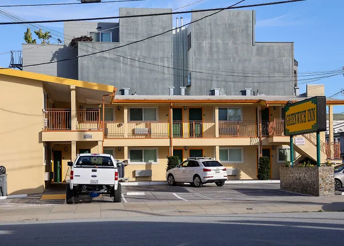 Motel: Greenwich Inn