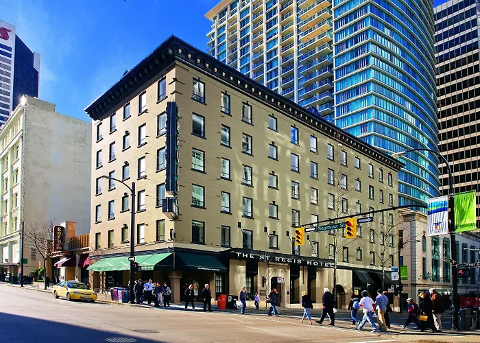 Motel: The St. Regis Hotel
