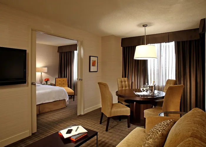 4 star hotel: Cambridge Suites Toronto