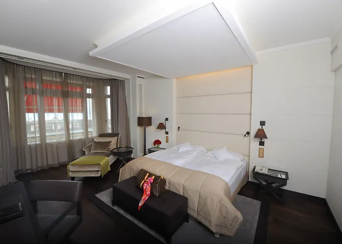 Hotel: Lausanne Palace