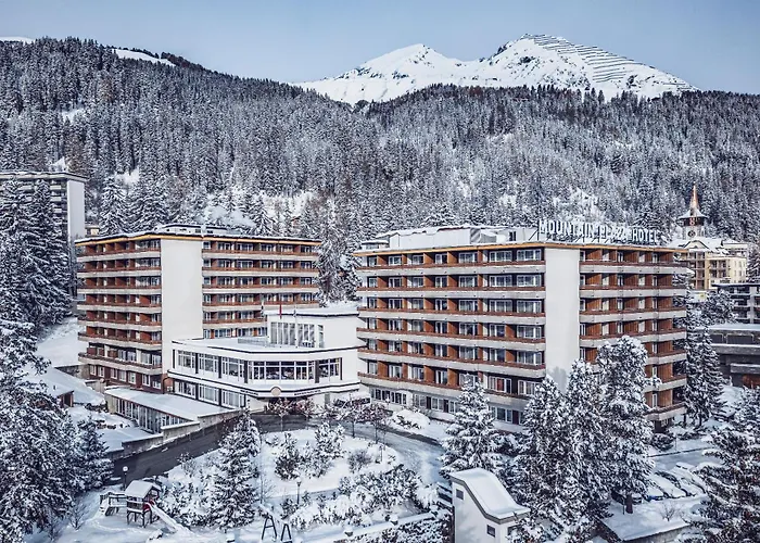 Beach hotel: Mountain Plaza Hotel
