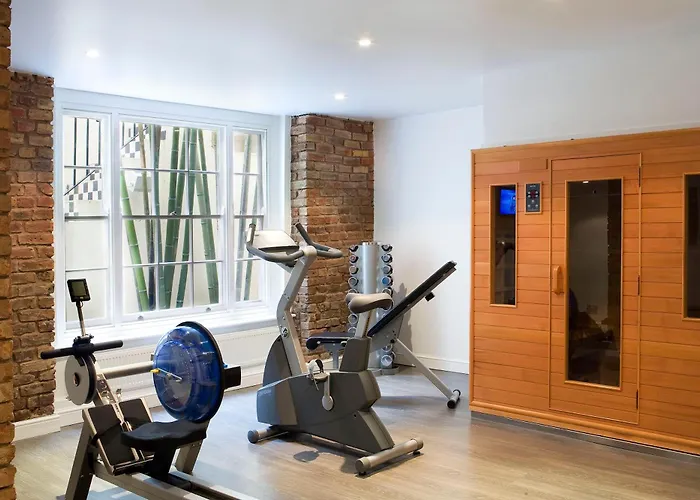 Resort: The Caesar Hotel