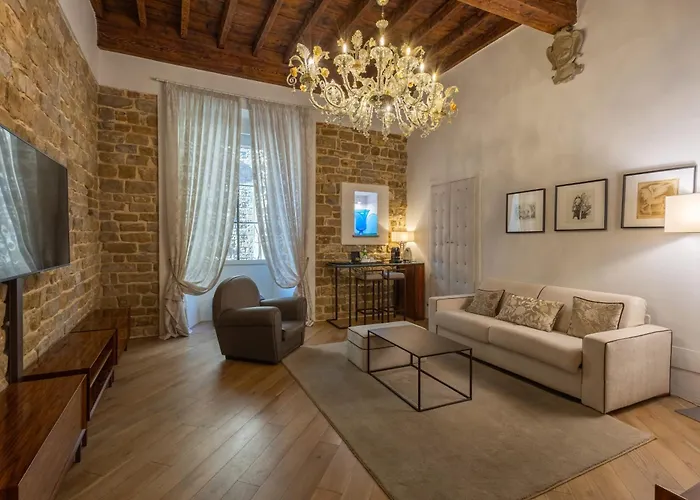  Donati Luxury Tower Suites